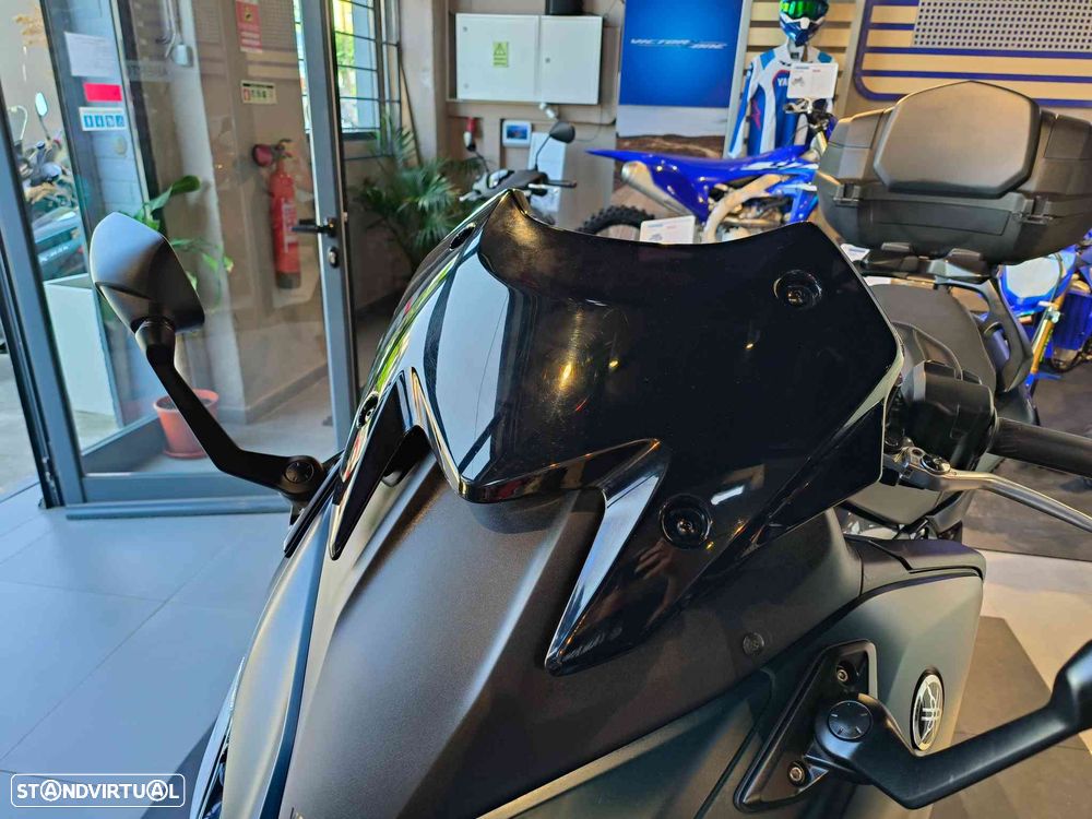 Yamaha TMAX TechMax - 6