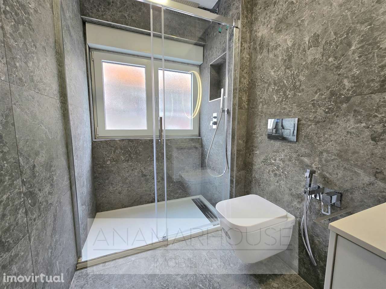 T1 Novo com Terraço | Prédio Reabilitado | Próximo da Estação da Amado - Grande imagem: 4/17