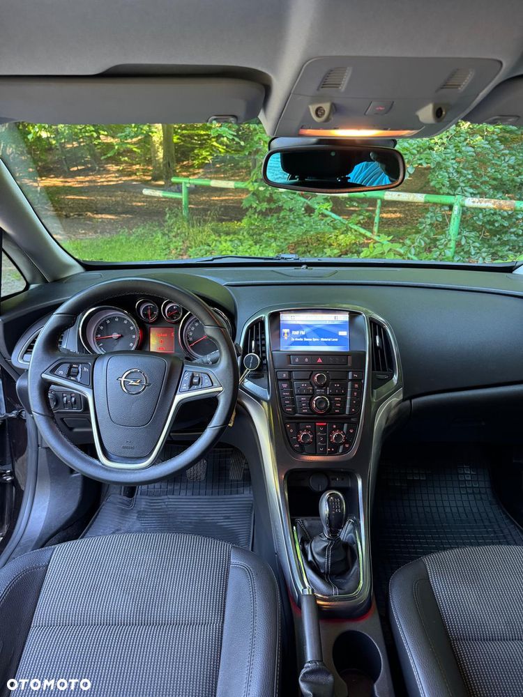 Opel Astra 1.4 T Cosmo S&S - 8