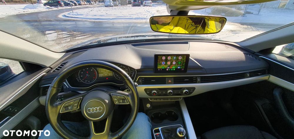 Audi A4 Avant 40 TFSI sport - 23