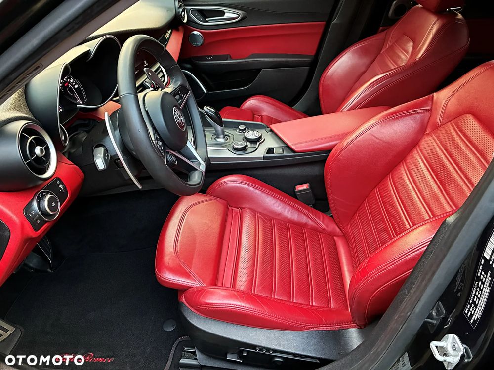 Alfa Romeo Giulia 2.0 Turbo Veloce - 34
