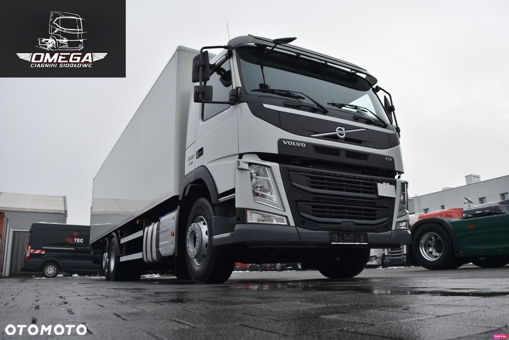 Volvo FM 330 Euro 6 / Kontener 9,4 m / kufer 9,4 m / - 21