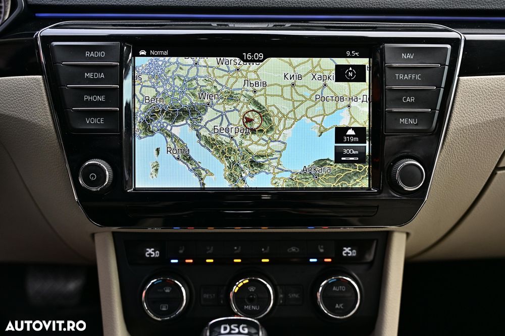 Skoda Superb 2.0 TDI DSG L&K - 27