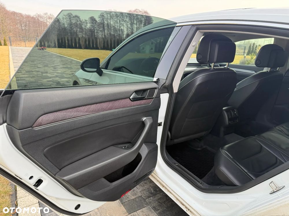 Volkswagen Arteon 2.0 TDI SCR 4Motion DSG Elegance - 19