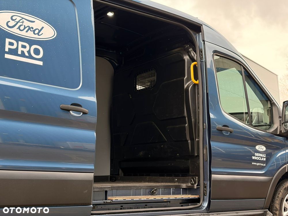 Ford E-Transit - 13