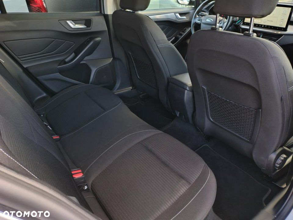 Ford Focus - 16