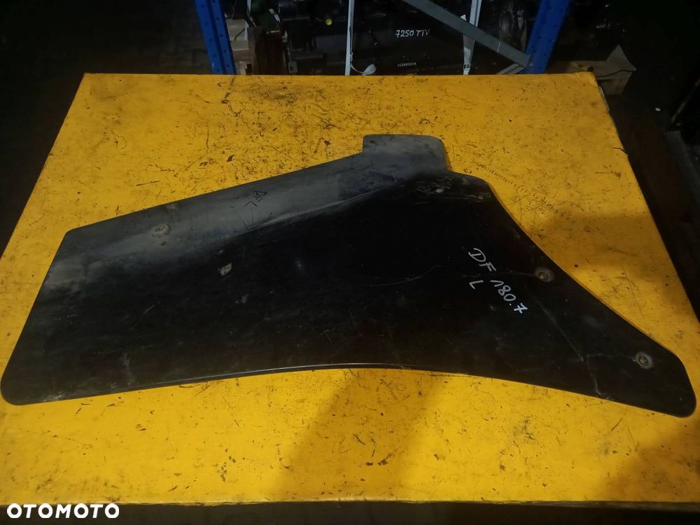 Przedłużenie błotników tylnych Deutz Fahr 180.7 - 3