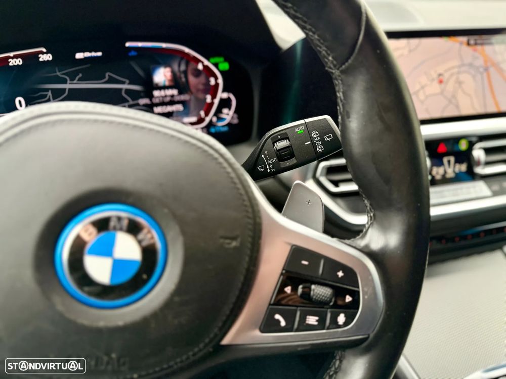 BMW 320 e Pack M Auto - 21