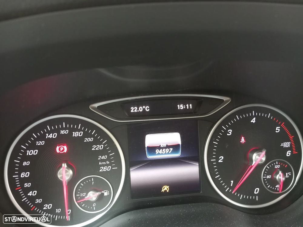 Mercedes-Benz B 180 d Urban - 9