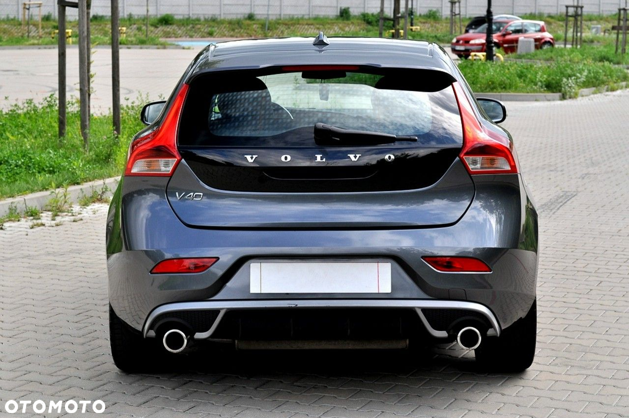 Volvo V40 D2 R-Design Momentum - 31