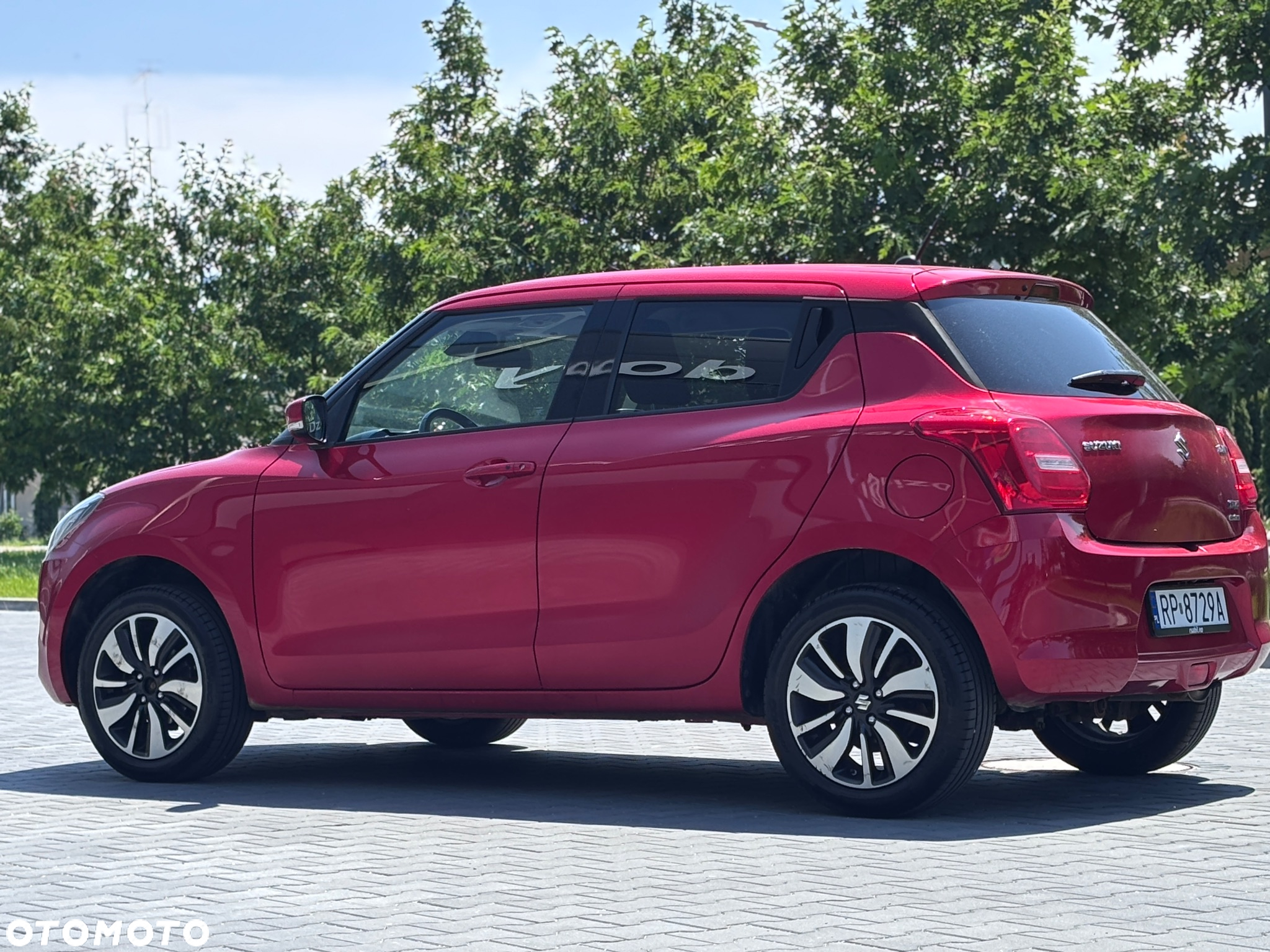 Suzuki Swift 1.2 Premium - 9