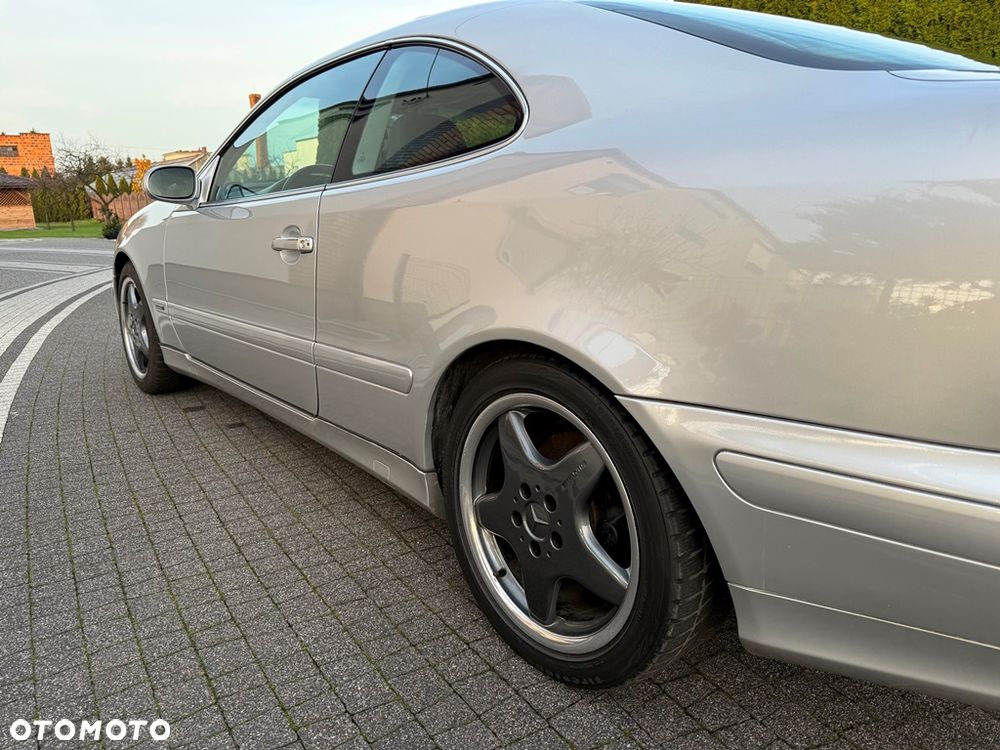Mercedes-Benz CLK 320 - 39