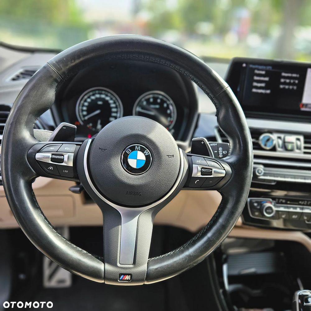 BMW X1 xDrive20i M Sport - 16