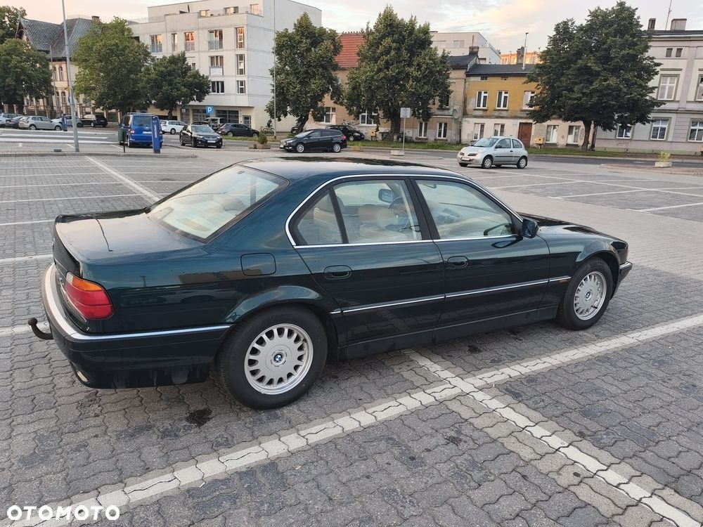 BMW Seria 7 730iL - 6