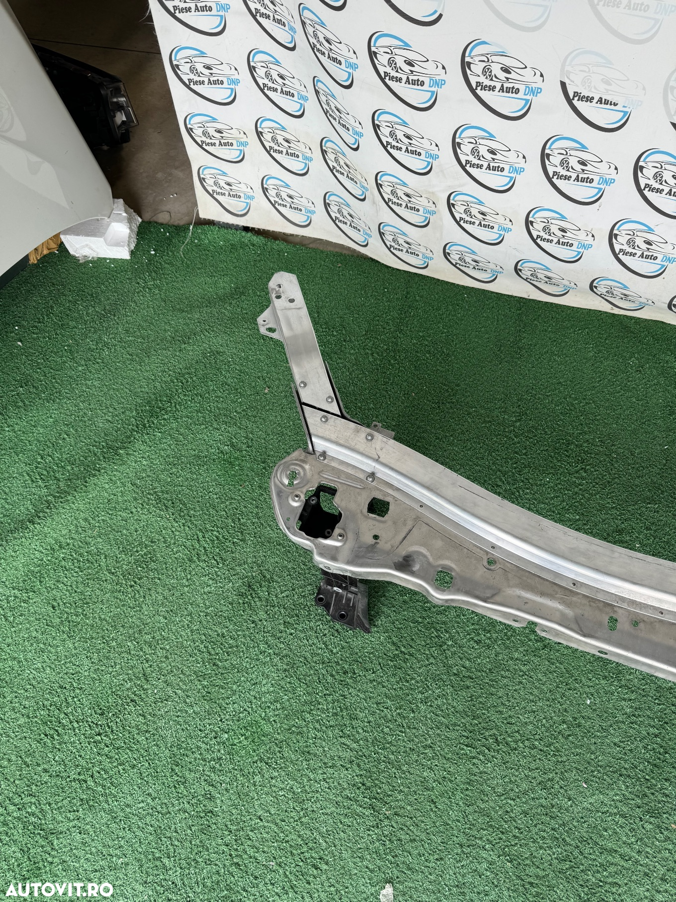 Tragher Mercedes E class W213 Glc W253 - 3