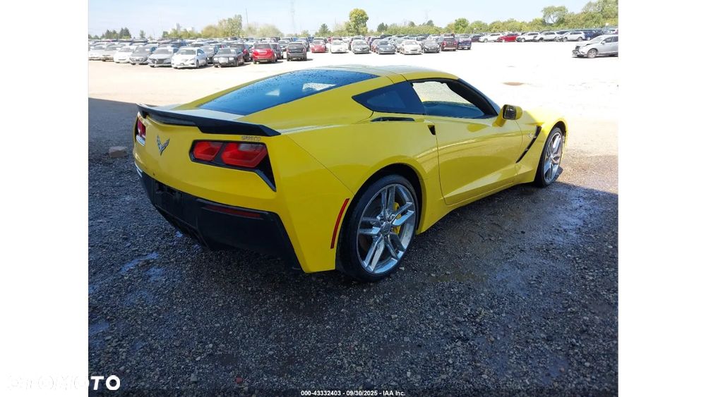 Chevrolet Corvette - 7