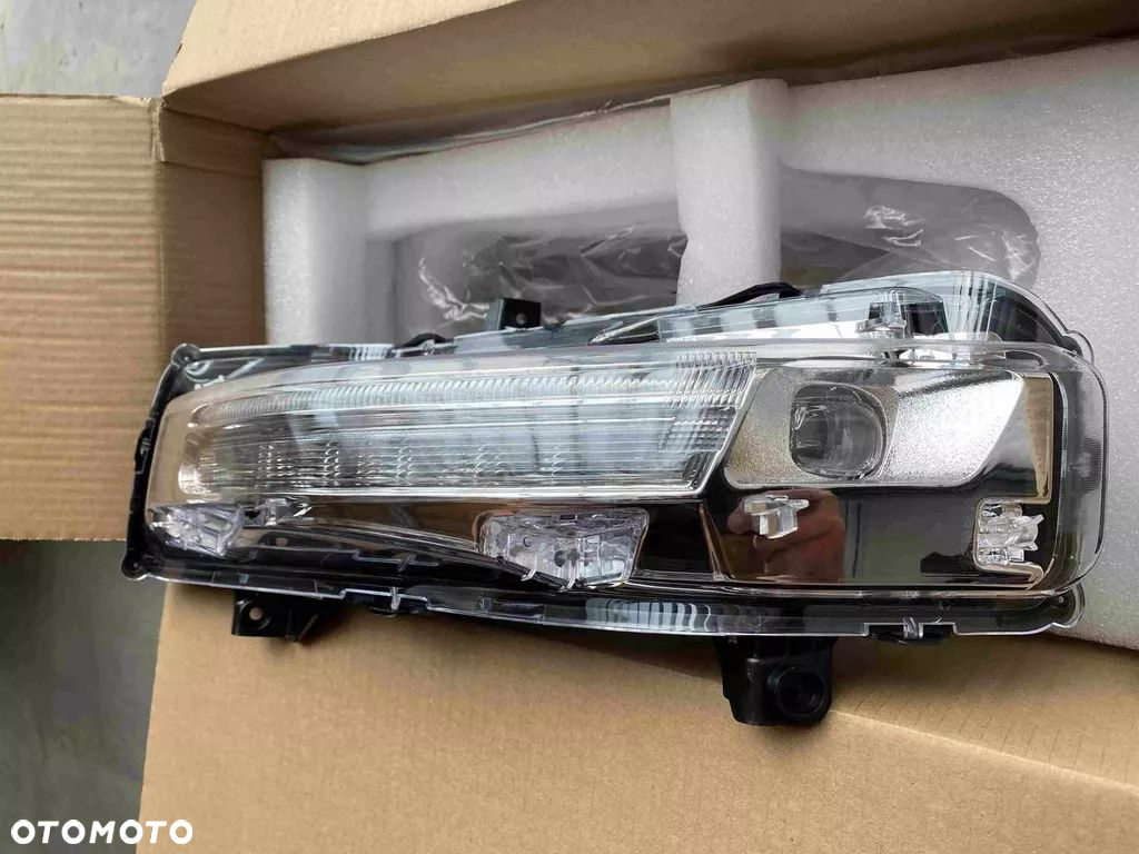 HALOGEN LEWY MUSTANG 2017- JR3B-13201-C - 3