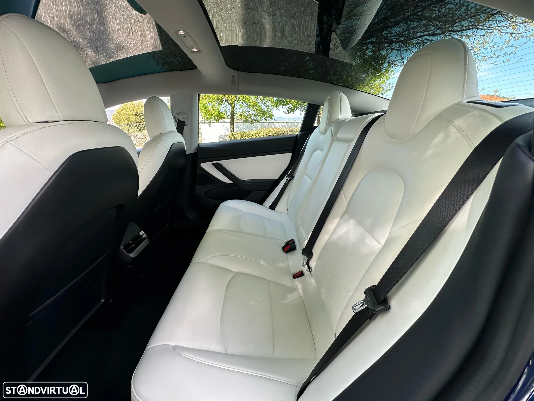 Tesla Model 3 Performance Dual Motor AWD - 23