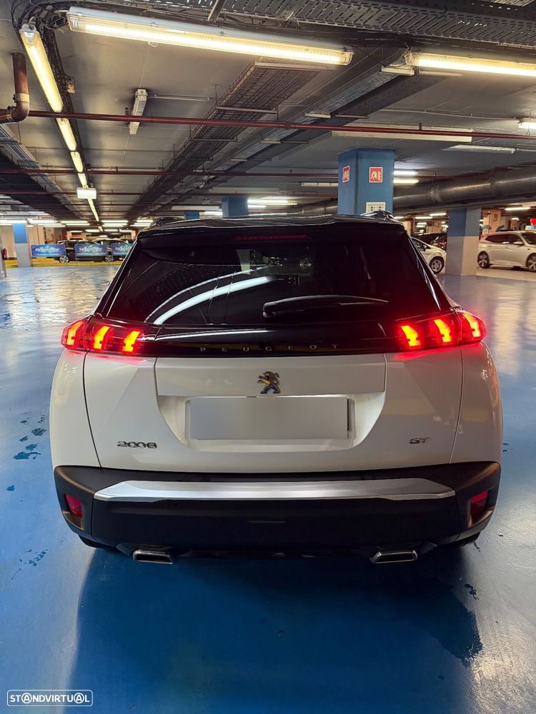 Peugeot 2008 1.2 PureTech GT EAT8 - 6