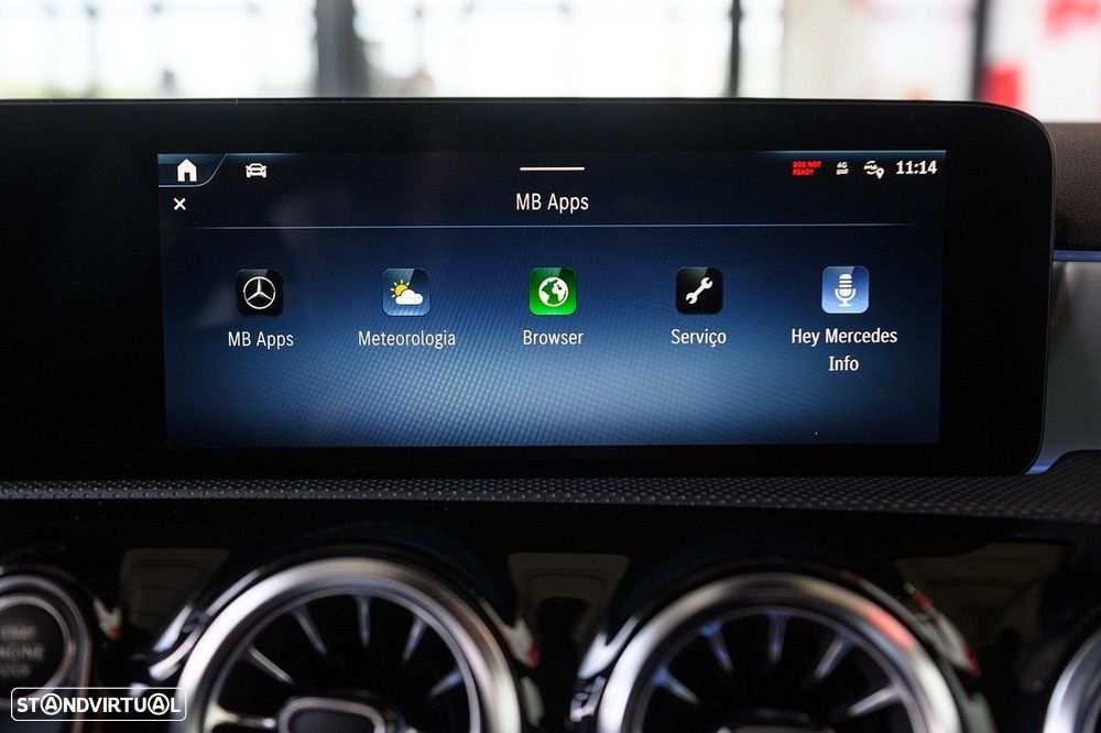 Mercedes-Benz A 250 e AMG Line - 52