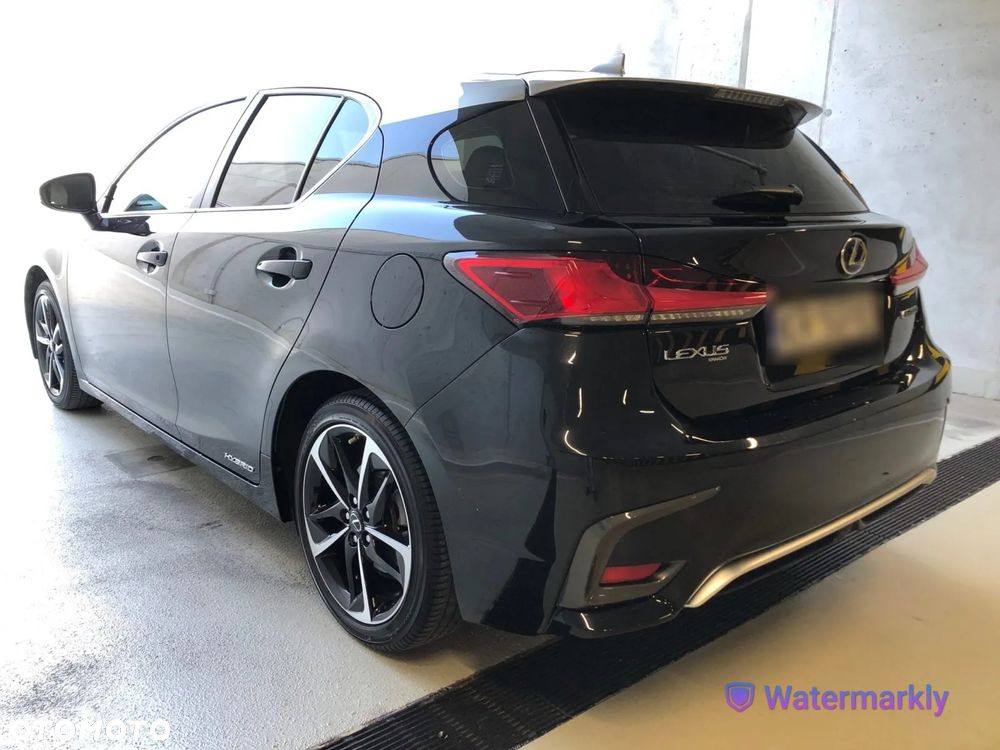 Lexus CT 200h Launch Edition - 3