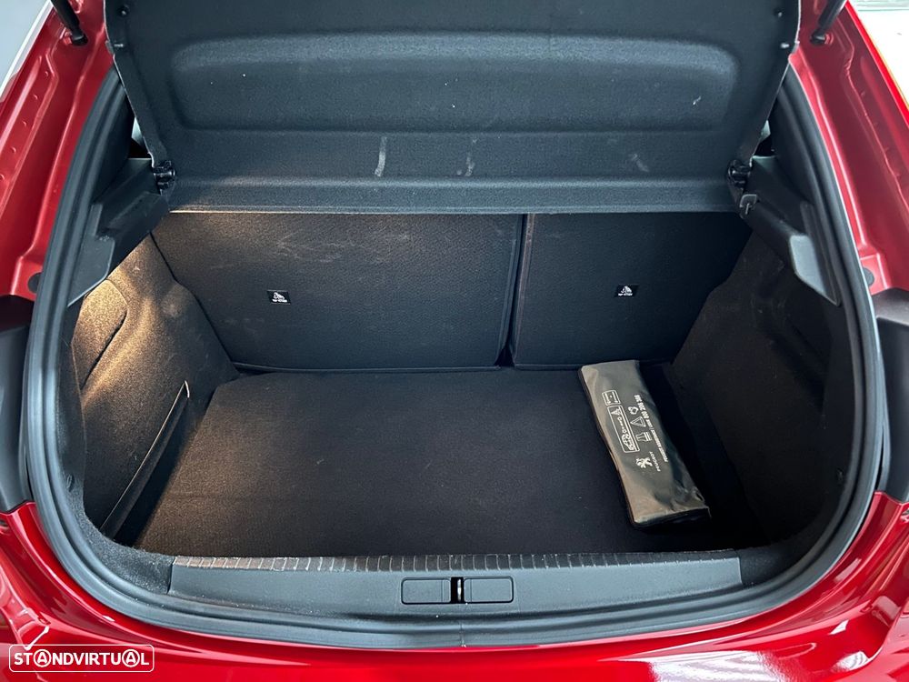 Peugeot 208 1.2 PureTech Active Pack - 16