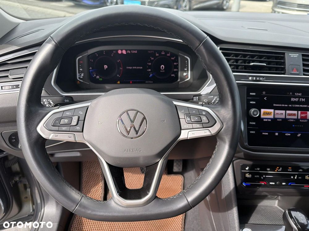 Volkswagen Tiguan Allspace - 13
