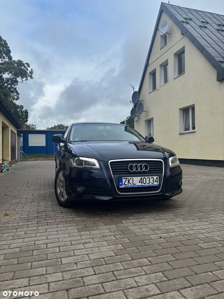Audi A3 Sportback 1.4T FSI Ambiente - 2