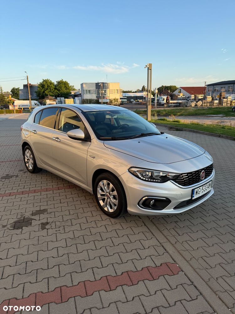 Fiat Tipo 1.4 T-Jet 16v Lounge EU6d - 1