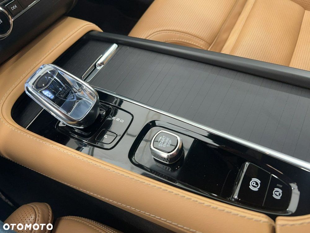 Volvo XC 90 - 19