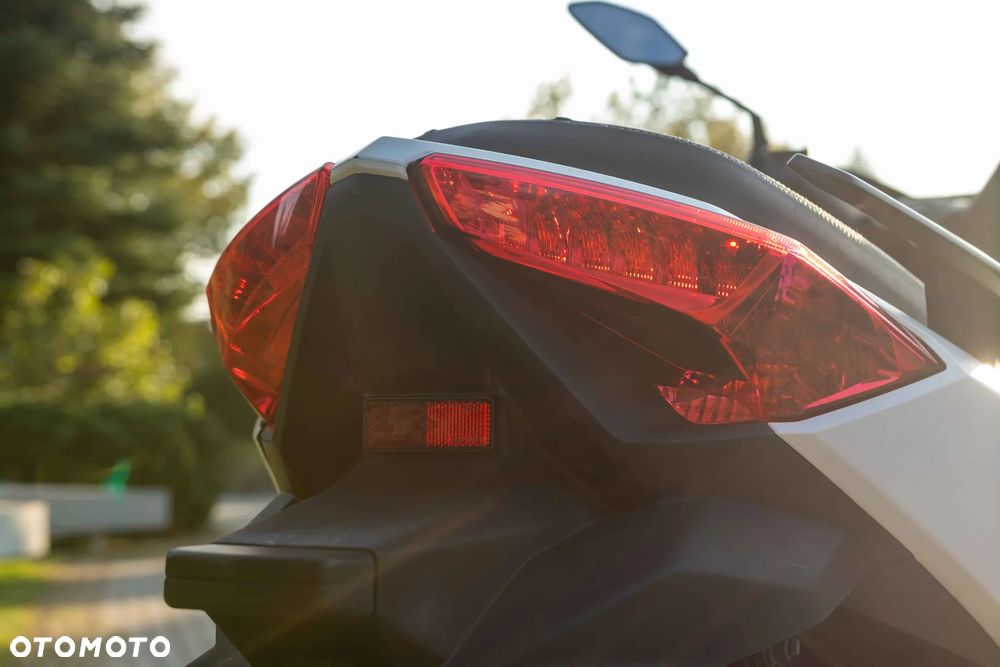 Yamaha X-max - 40