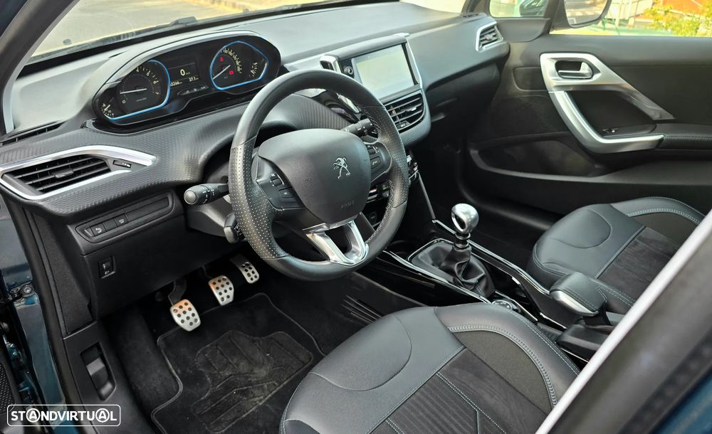 Peugeot 2008 PureTech 130 GPF Stop&Start Crossway - 9