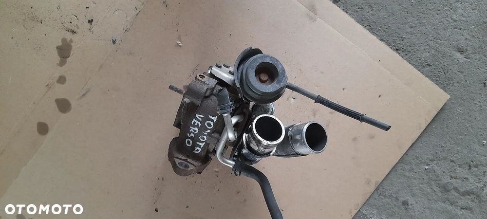 POMPA WTRYSKOWA TOYOTA VERSO 22100-0G010 - 5