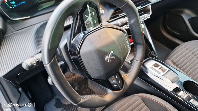 Peugeot e-208 Allure Pack - 12