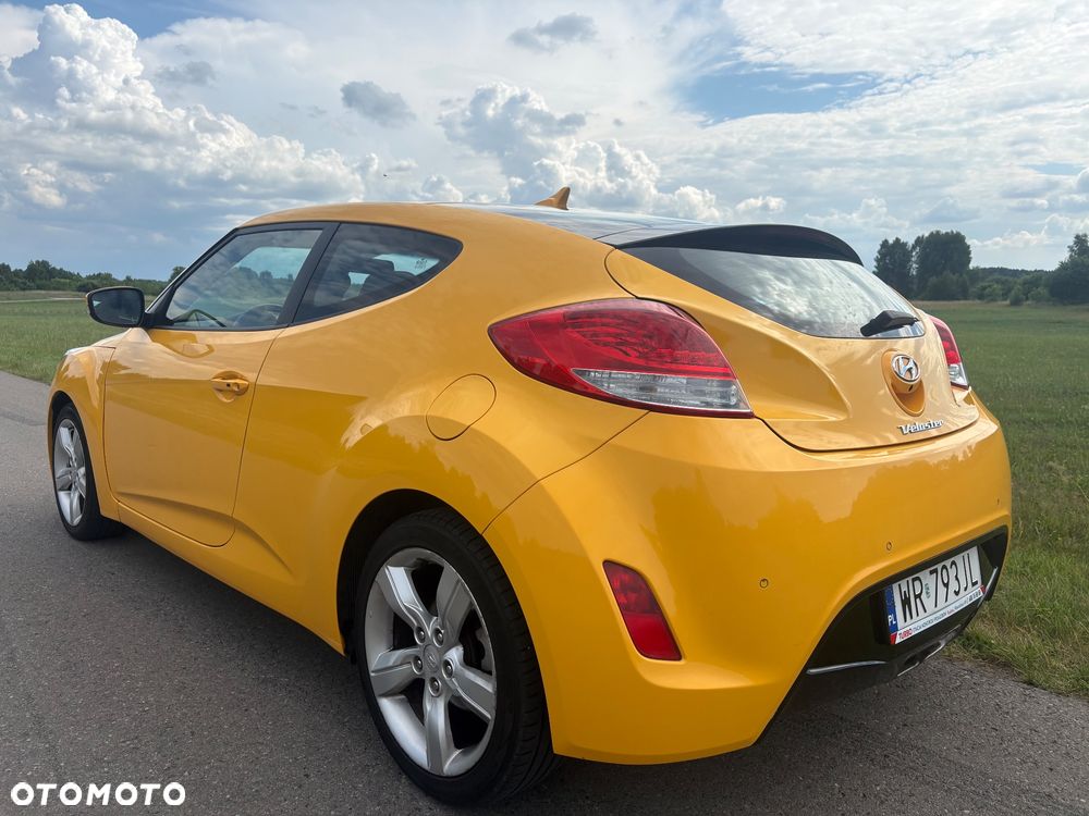 Hyundai Veloster 1.6 GDI Premium - 10