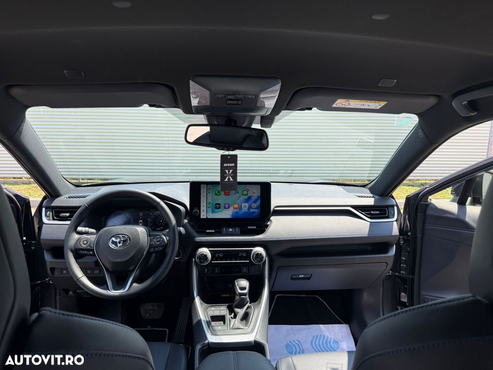 Toyota RAV4 - 11