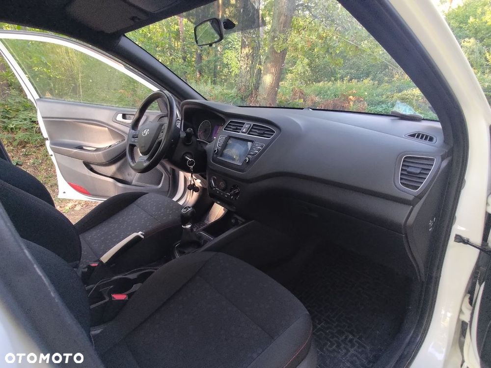 Hyundai i20 - 7