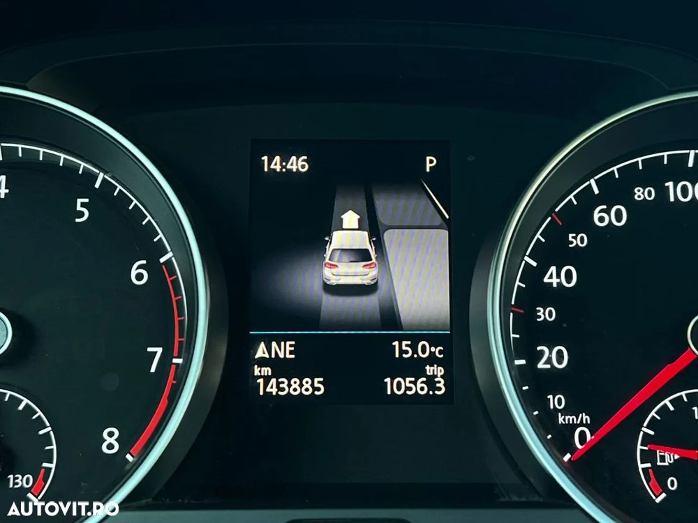 Volkswagen Golf 1.5 TSI DSG Highline - 30