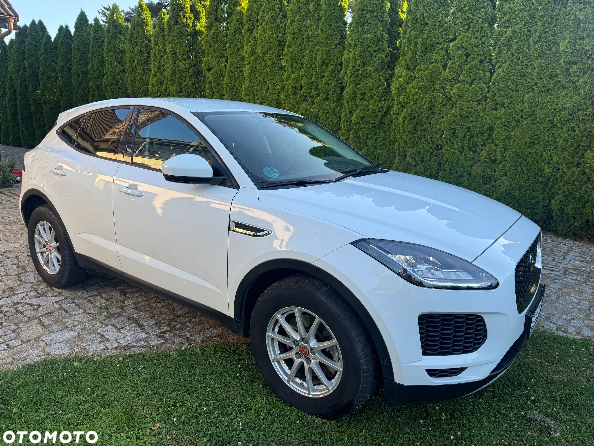 Jaguar E-Pace 2.0 i4D AWD - 23