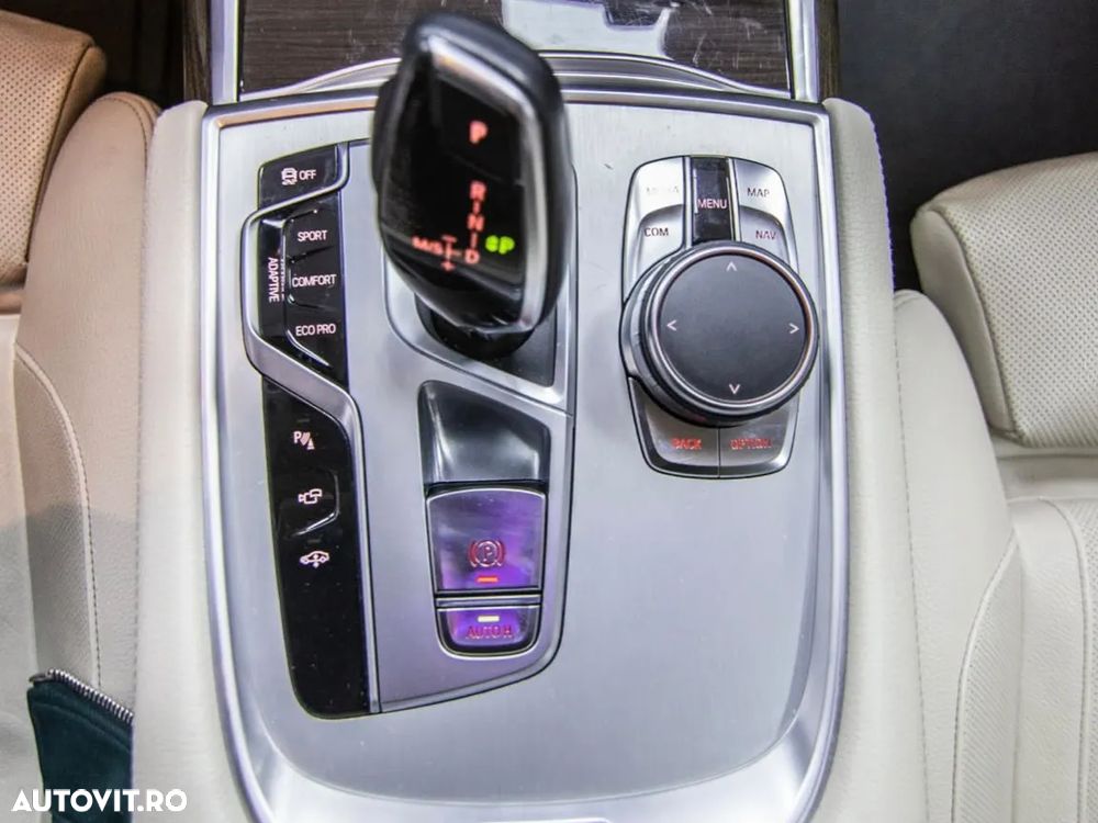 BMW Seria 7 - 16