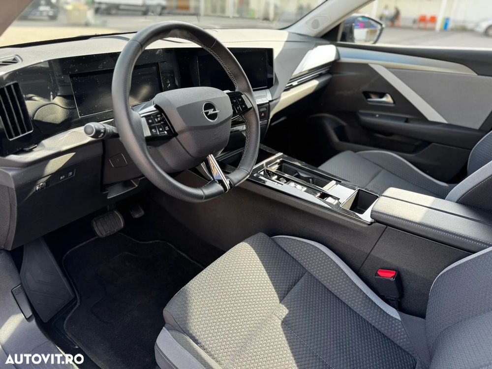Opel Astra 1.6L Turbo PHEV AT8 Edition - 7