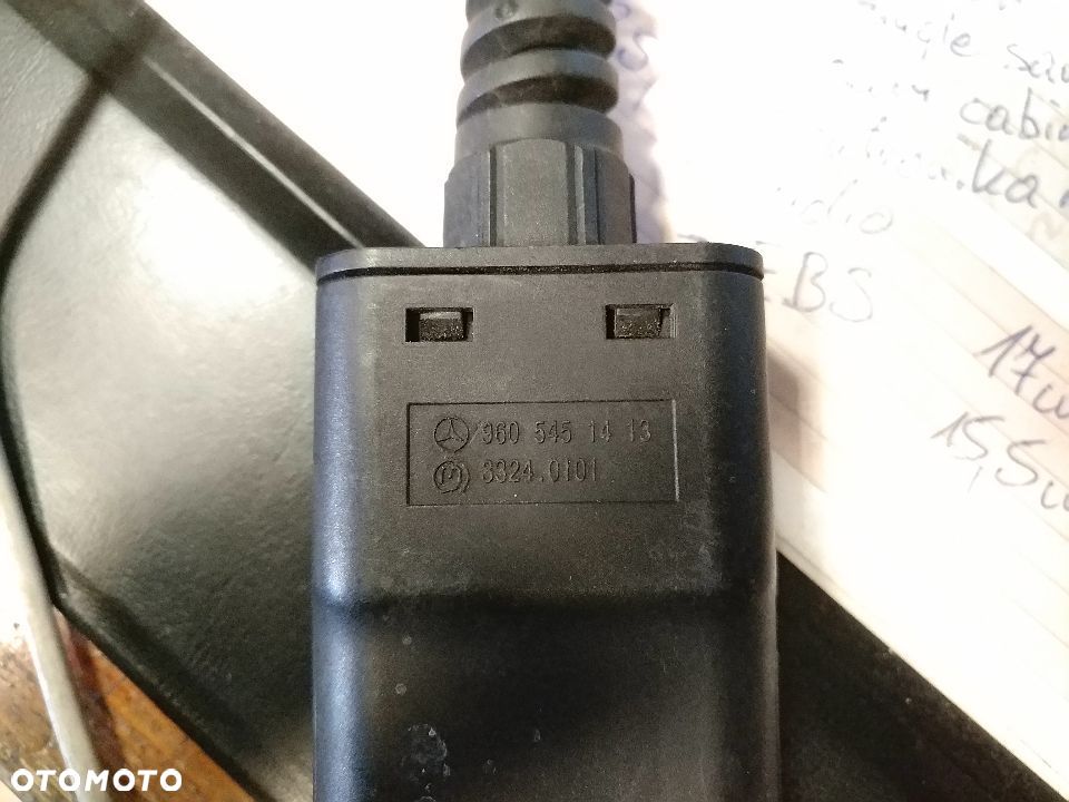 Pilot podnoszenia kabiny Mercedes Actros MP4 9605451413 - 2