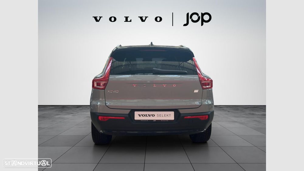 Volvo EX40 82 kWh Single Motor Extended Range Plus - 4