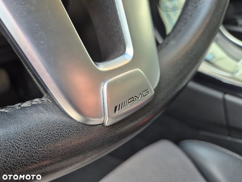 Mercedes-Benz Klasa C 220 d 4Matic 9G-TRONIC AMG Line - 13