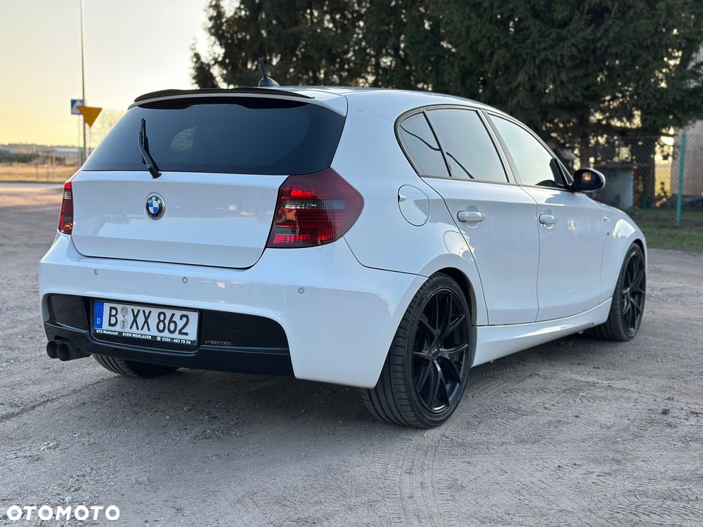 BMW Seria 1 123d DPF Edition Sport - 12