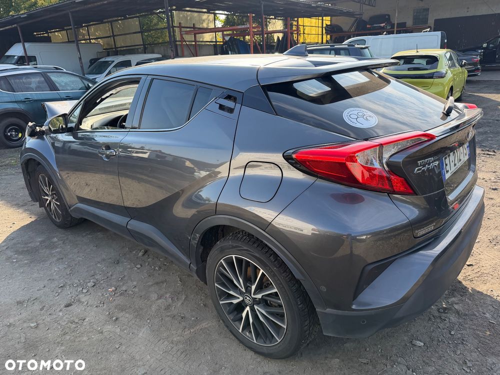 Toyota C-Hr 2018 photo 4