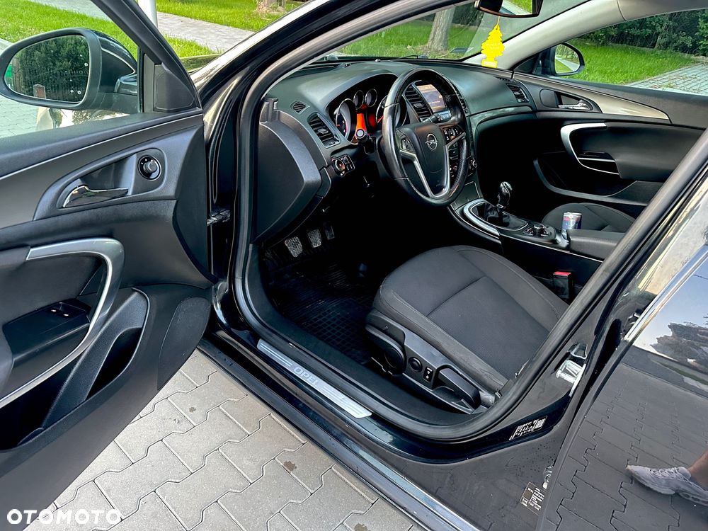 Opel Insignia - 8