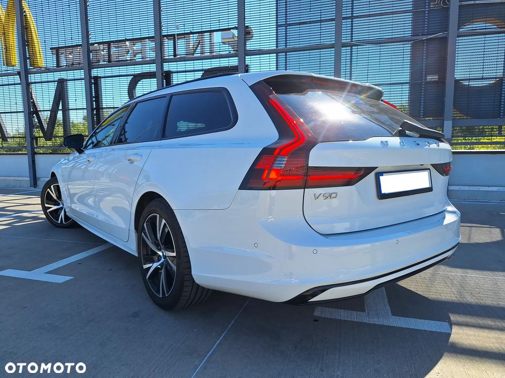 Volvo V90 T8 AWD Plug-In Hybrid R-Design - 8