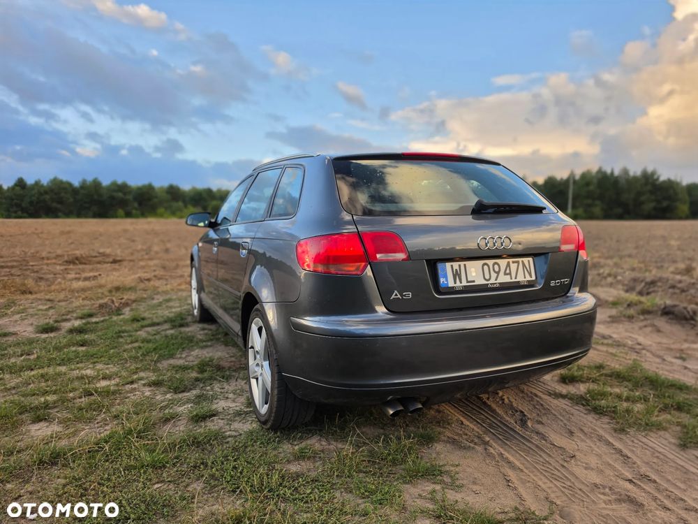 Audi A3 Sportback 2.0 TDI DPF (DSG) S tronic Ambition - 24
