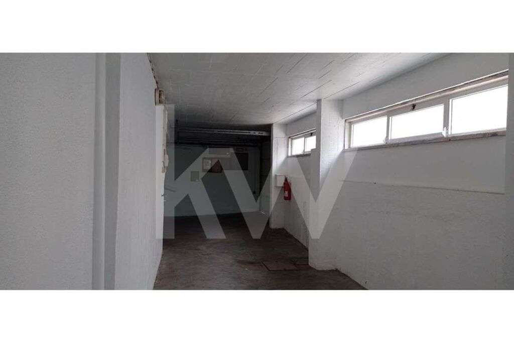 Garagem na Brandoa, Encosta do Sol - Amadora - Grande imagem: 2/25